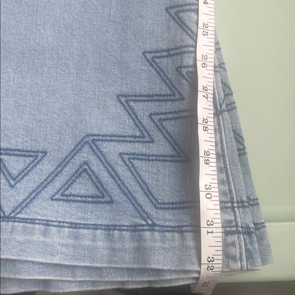 Wrangler Retro High Rise Flare Jeans with Aztec Embroidery - Picture 8 of 9